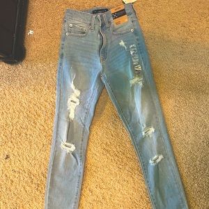 Aeropostale High Rise Ripped jeans